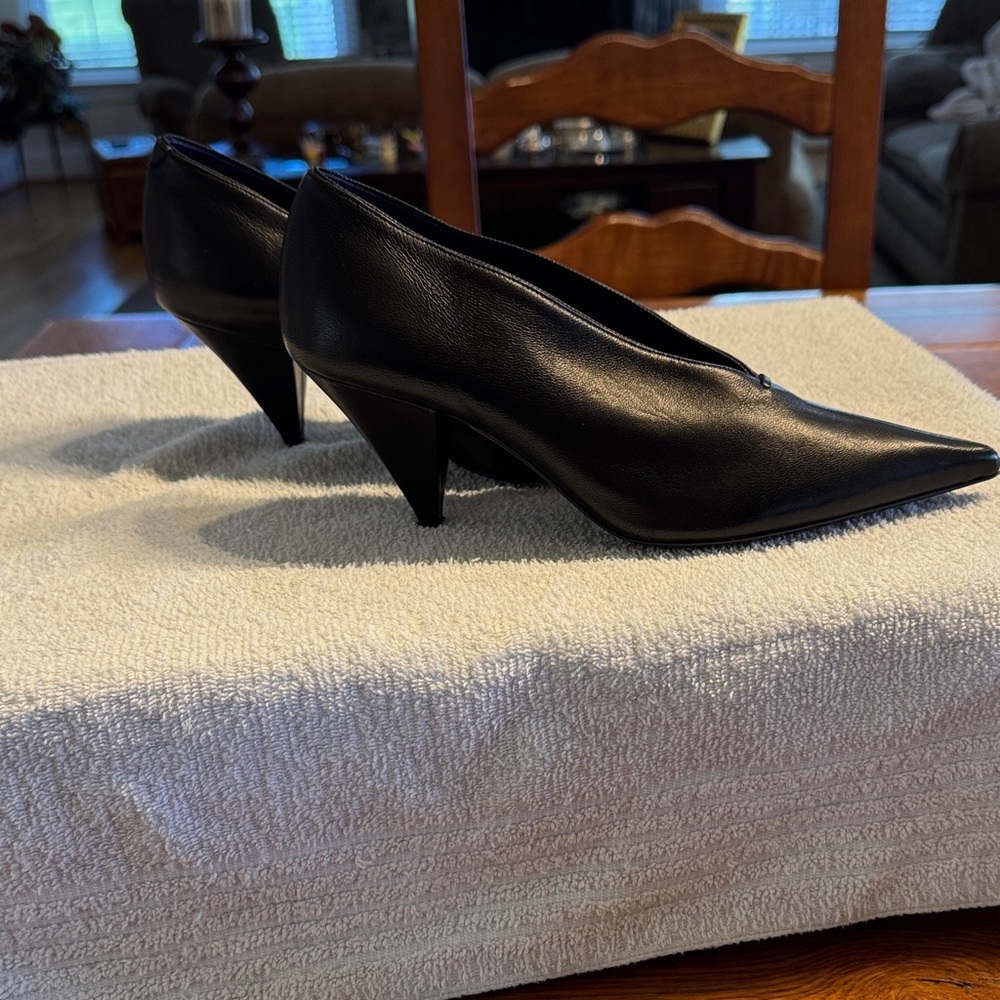 Celine Black Pointed Toe Heels